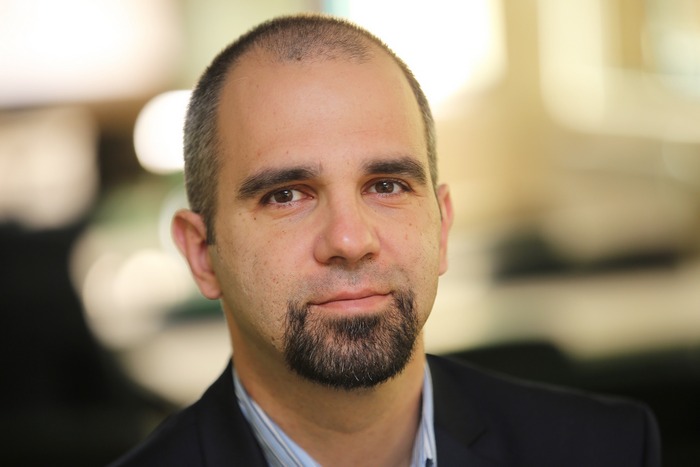 Това което наблюдавахме вчера е позор агония Никой не печели